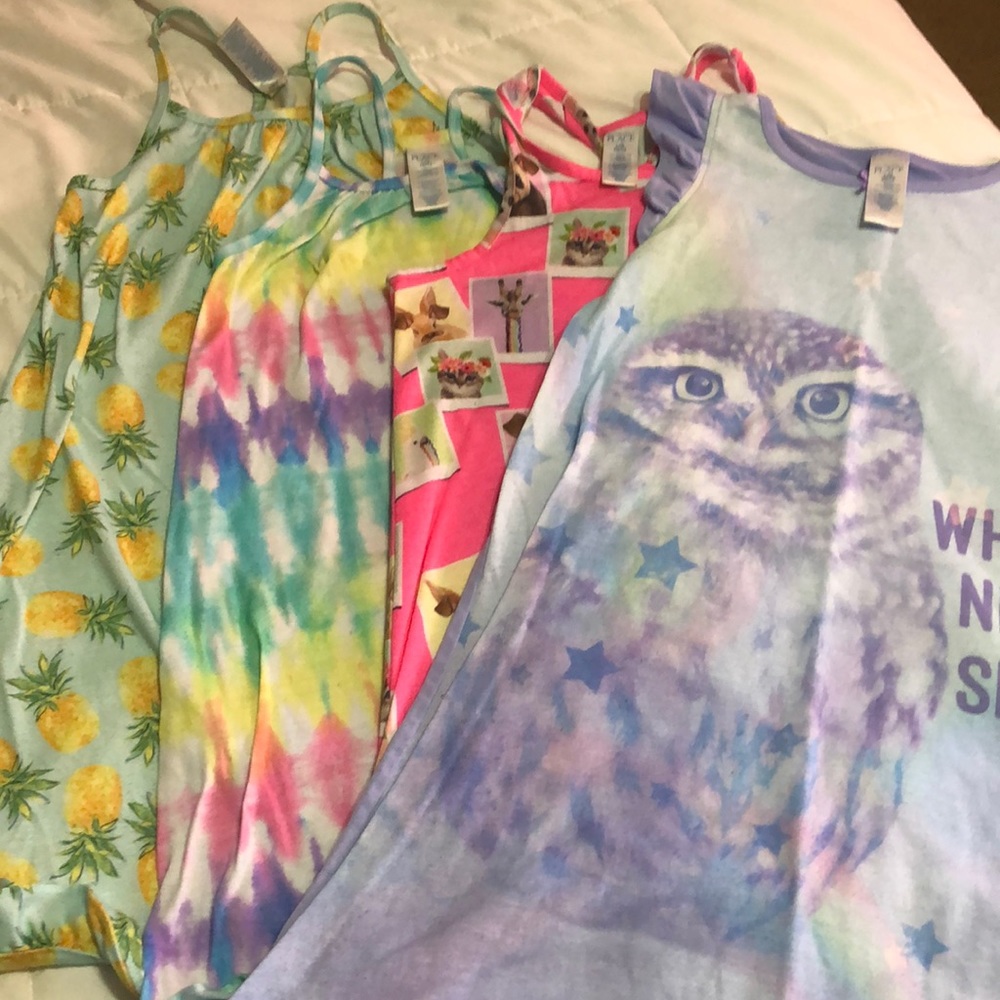 4 Sleeveless Girls Nightgowns size Large